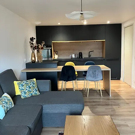 Sejourscourts - Le Chai Du 112 Apartmán